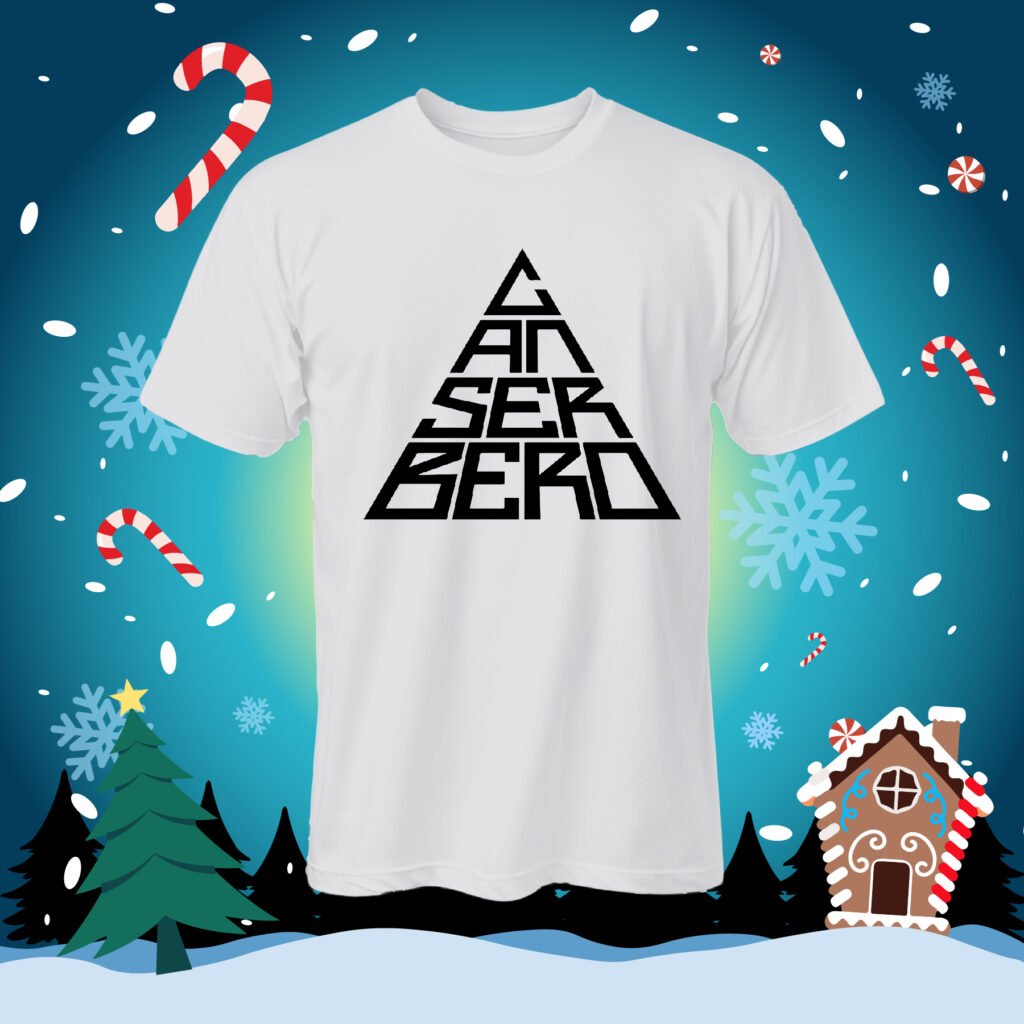 Camiseta blanca con el nombre Canserbero formado en triángulo / White T-shirt with Canserbero lettering arranged as a triangle