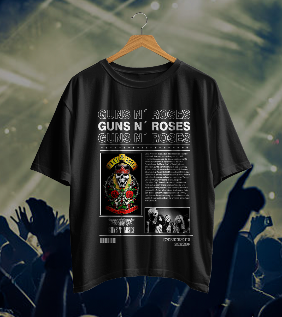 Camiseta negra con letras repetidas, calavera, rosas y fotos de la banda